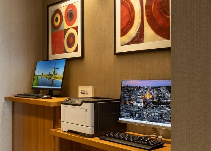 Springhill Suites By Marriott Fargo